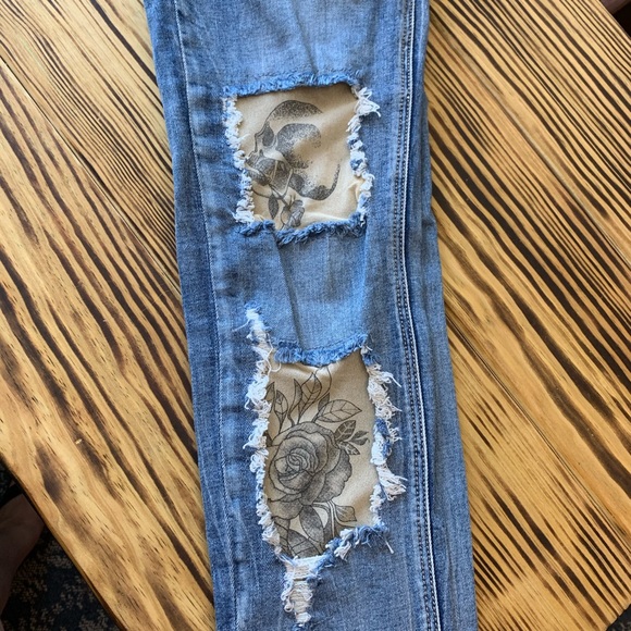 Tally Weigl Low Waist Skinny Distressed Jeans - Picture 3 of 7